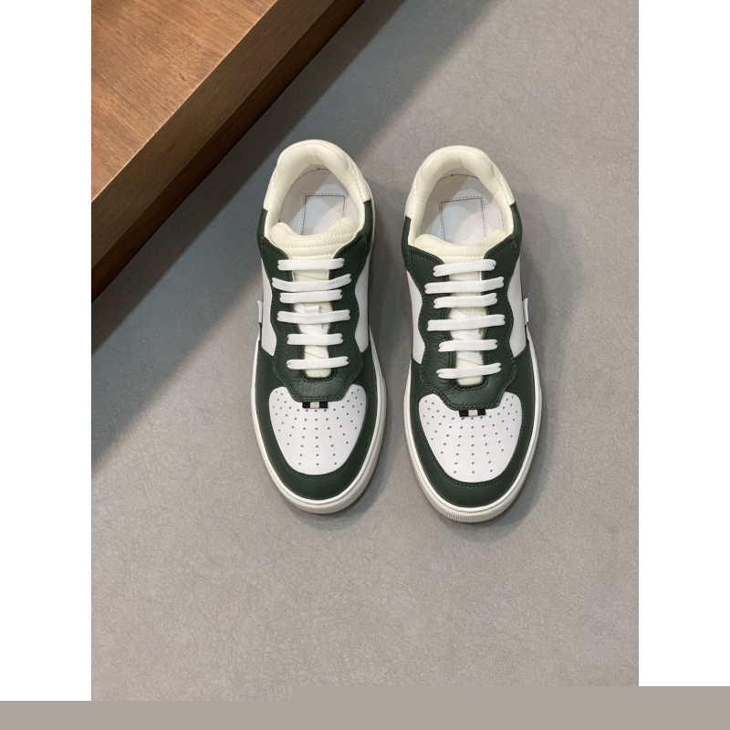 B**rry sneakers